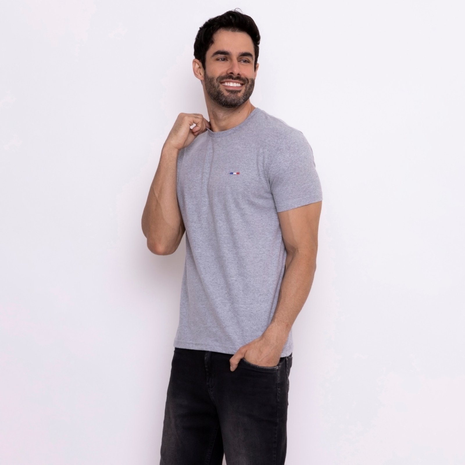 Camisetas Básicas Masculina Industrie em Algodão Premium no Estilo Bordado França