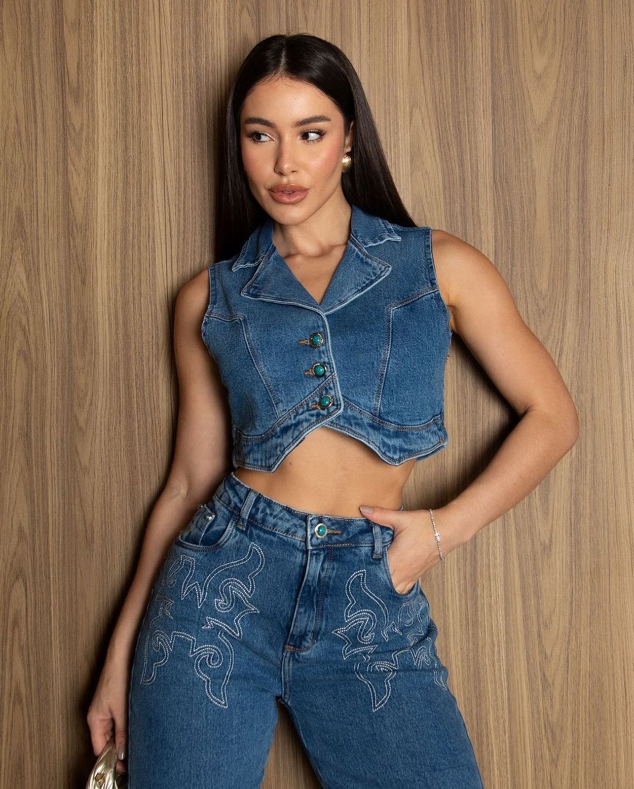 Colete Jeans Feminino com Recorte Ana Castela 24317 Média Consciência