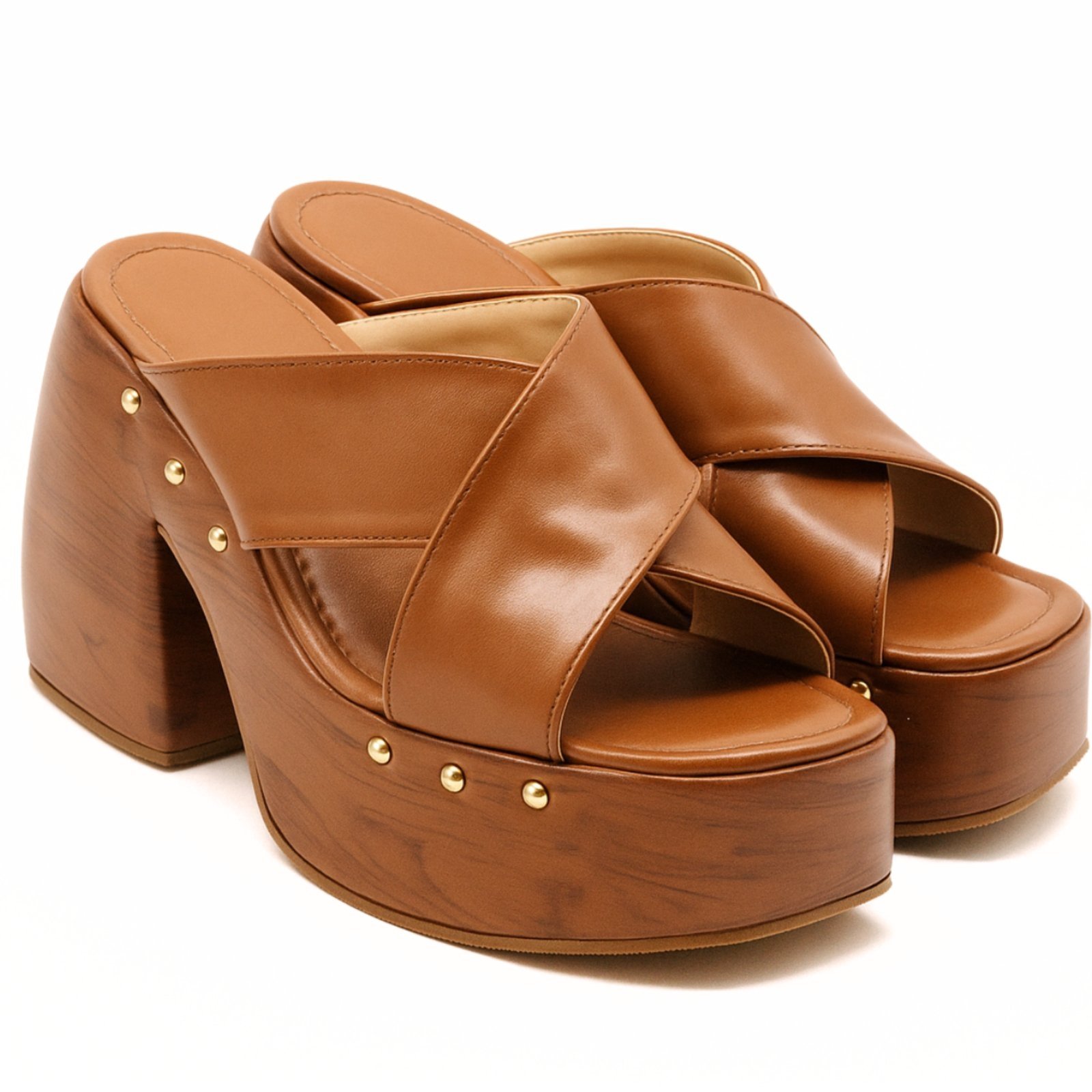 Sandália Meia Pata Efeito Madeira e Tachas 183182 Napa Caramelo Sete Sales Sandália Meia Pata Efeito Madeira e Tachas 183182 Napa Caramelo Sete Sales