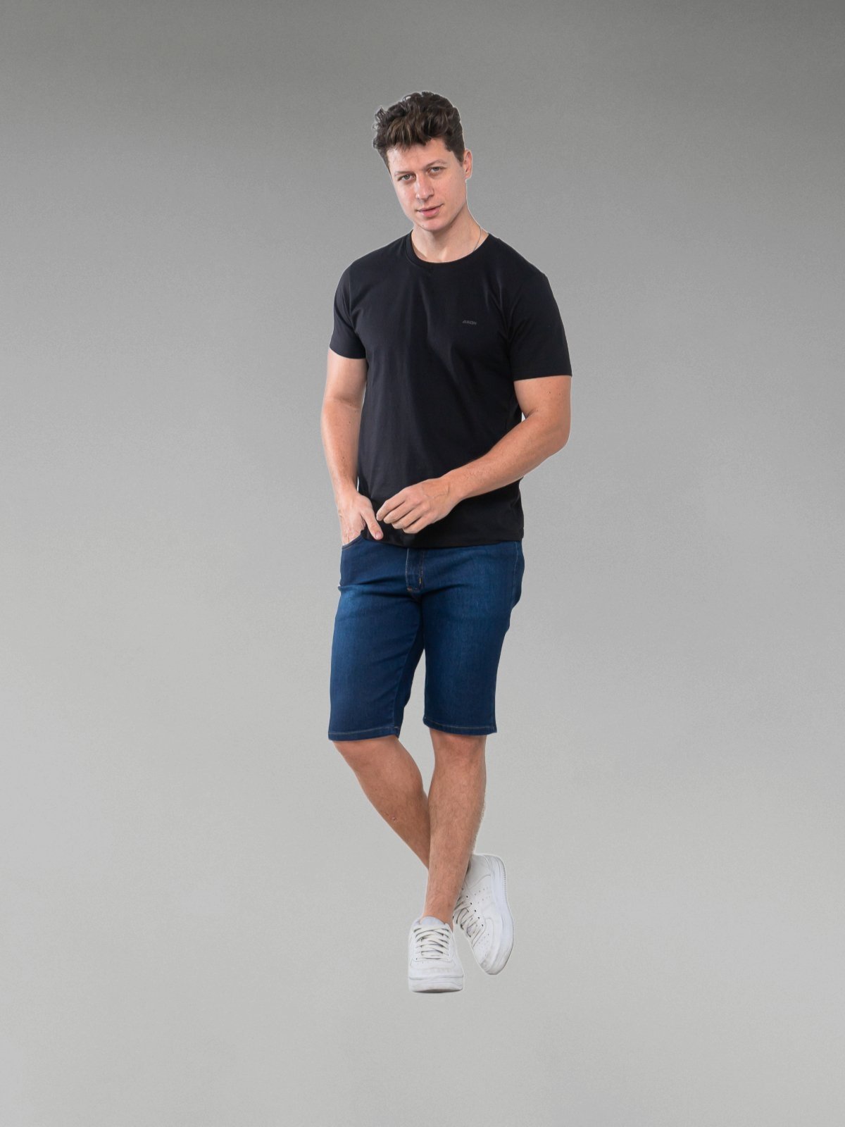 Bermuda Jeans Masculina Tempo Hábil Escura Básica e Confortável