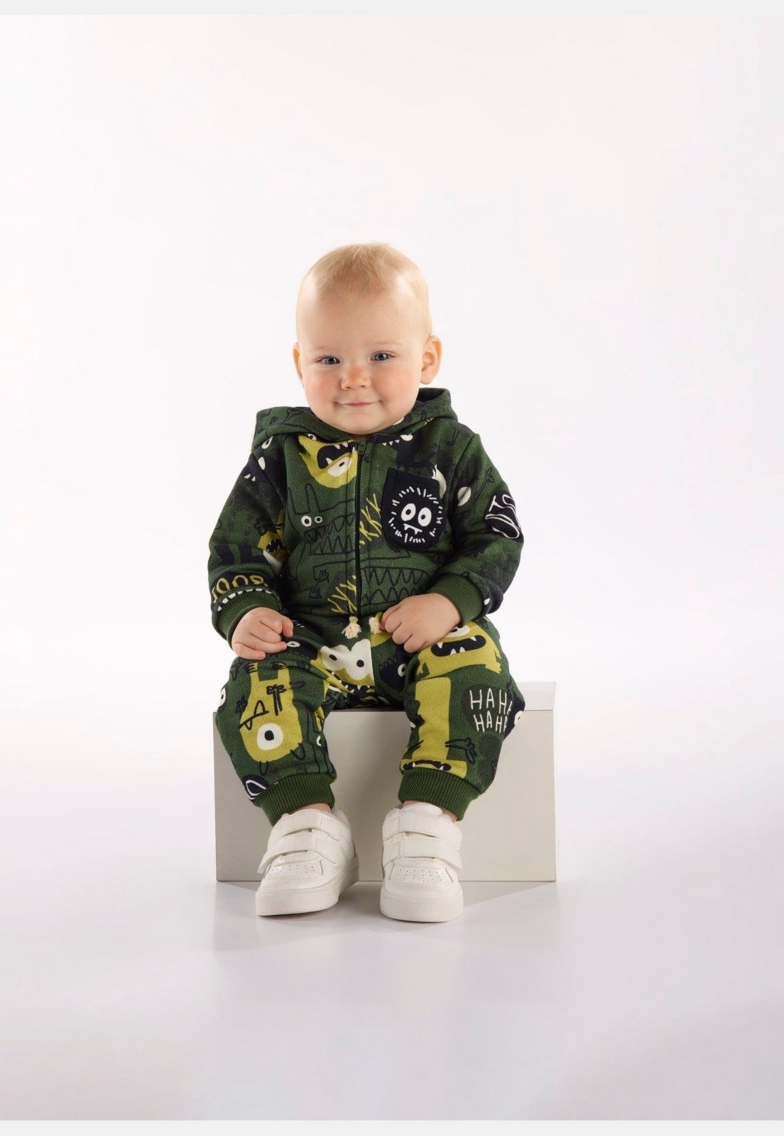 Infantil - Conjunto para Menino com Jaqueta e Calça de Monstrinho Três e Já Verde