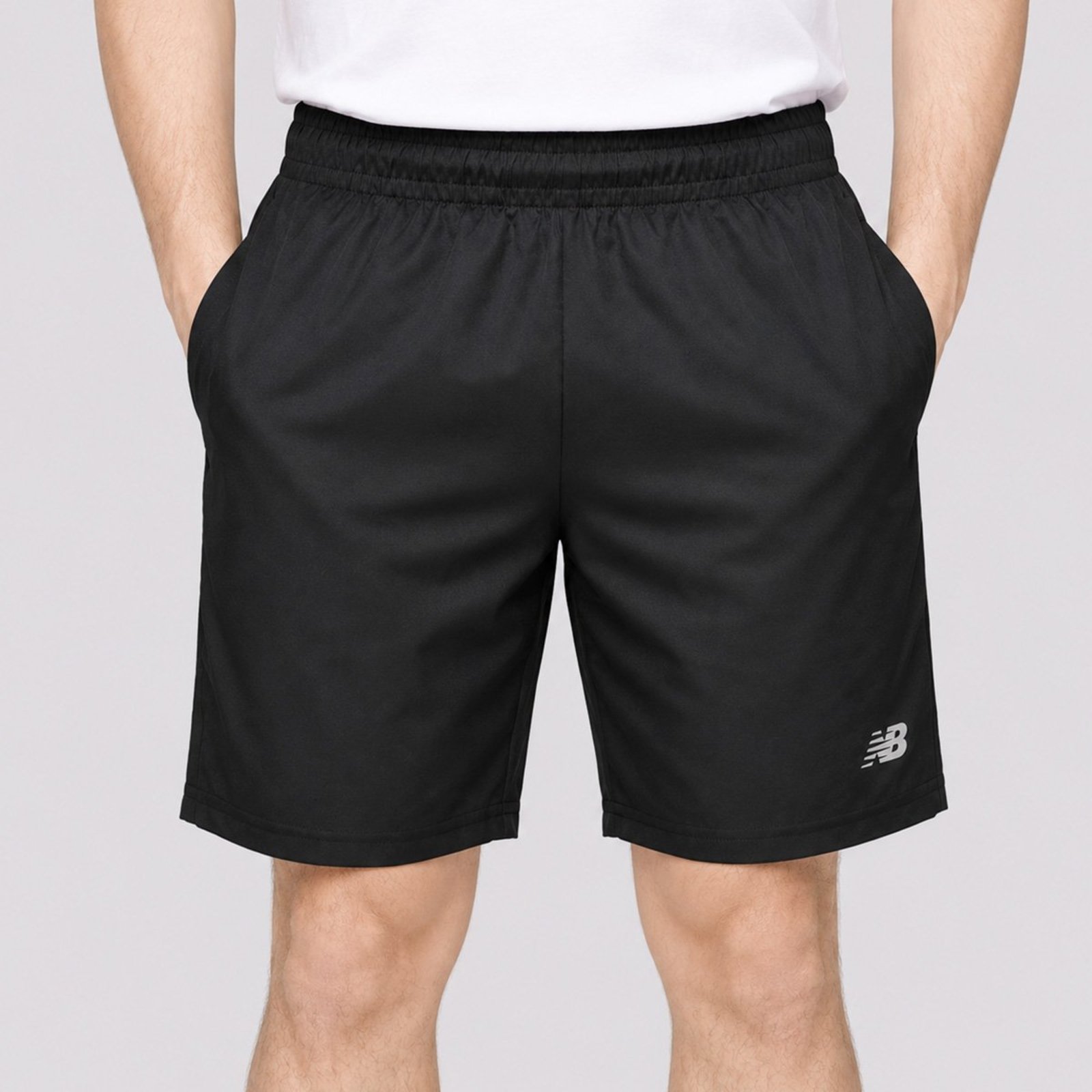 Shorts New Balance Sport Essentials 7 Preto