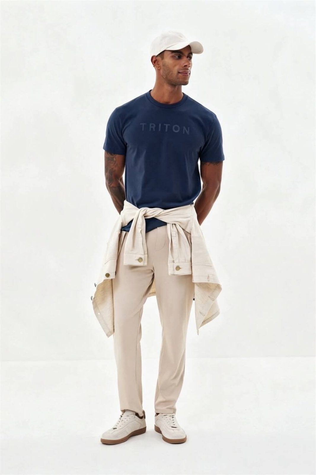 Camiseta Masculina com Estampa Frontal Triton Azul Olympic