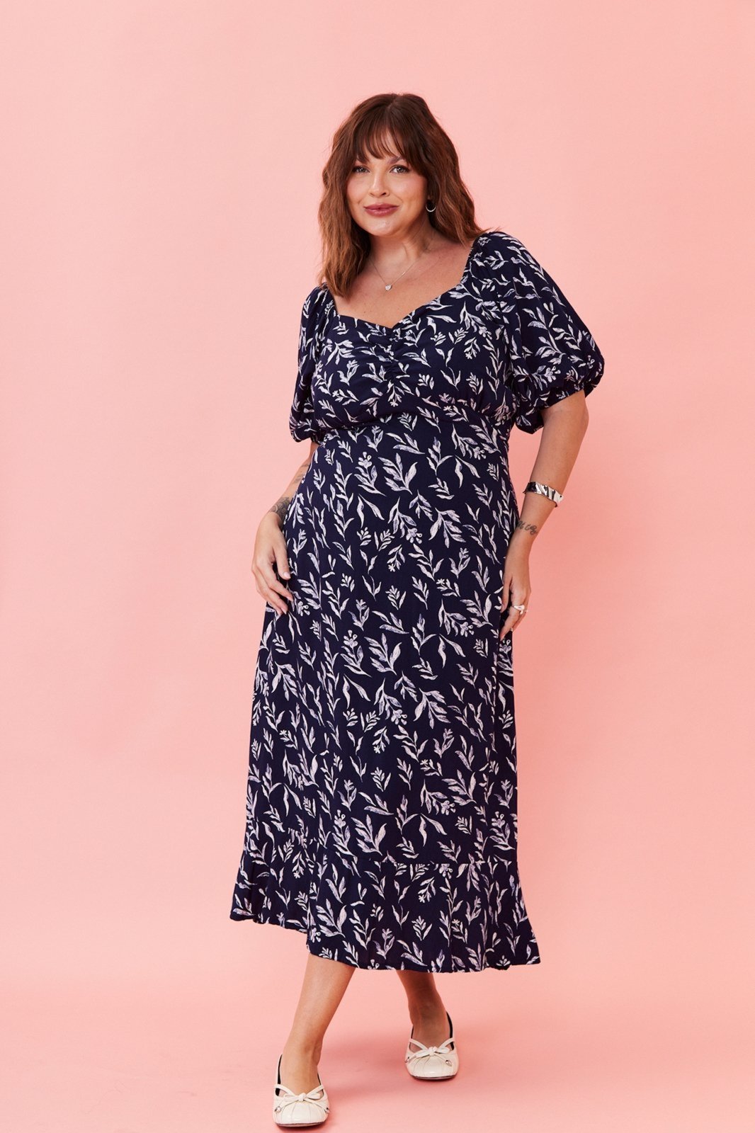 Vestido Midi In Love Luiza Floral Fundo Marinho