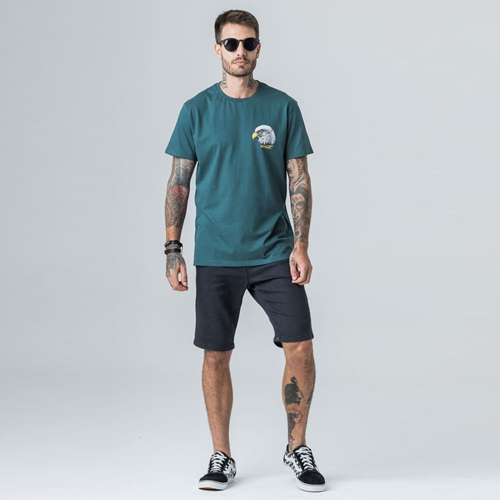 Camiseta Masculina Estampa Rock e Soda Verde