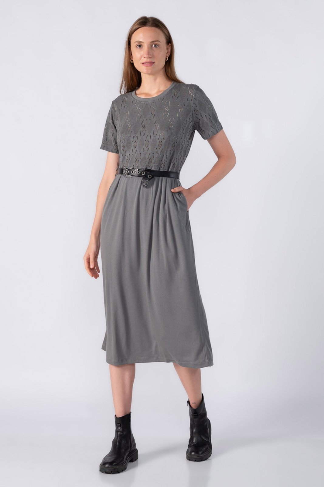 Vestido midi em laise e ribana Cinza