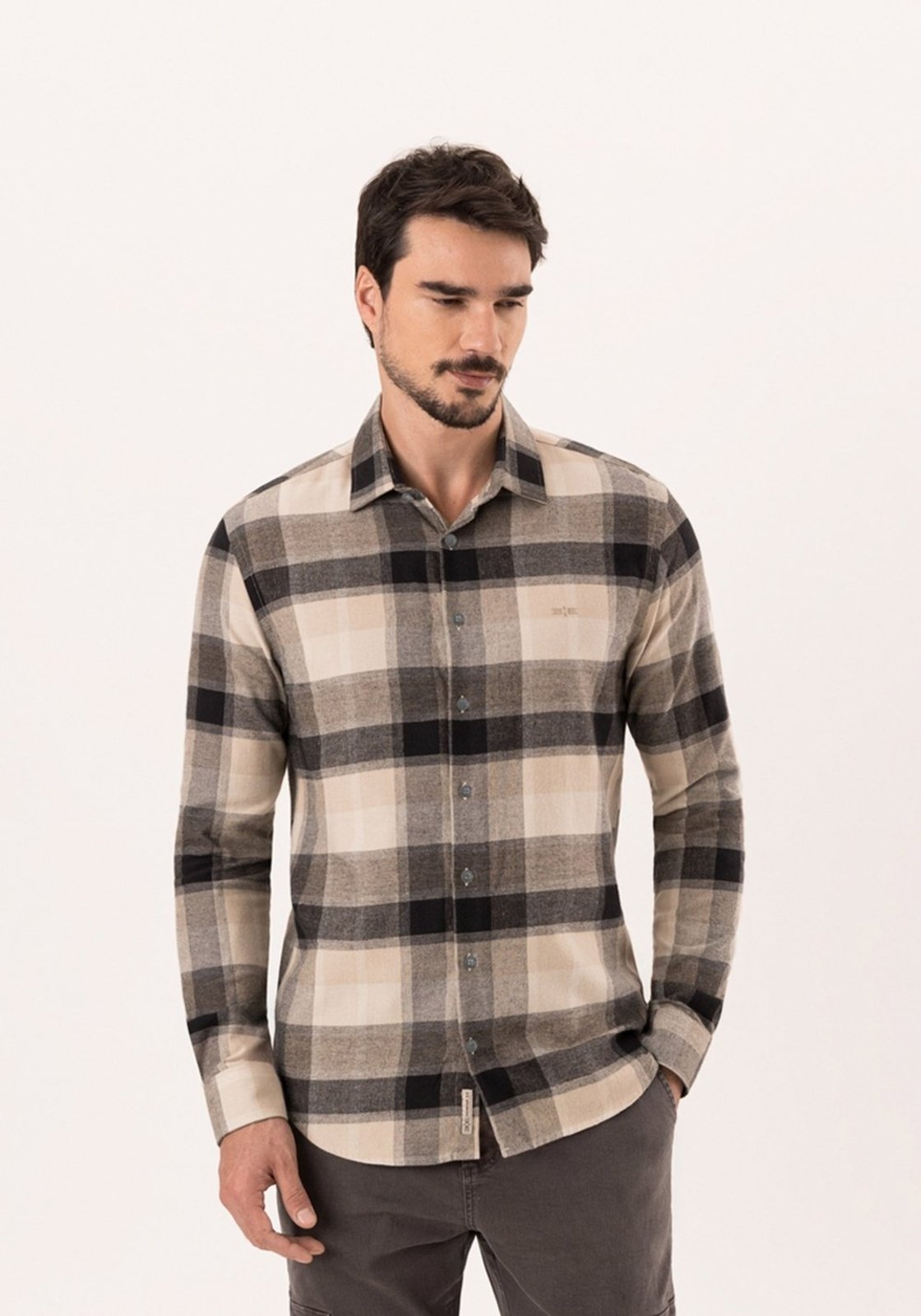 Camisa Slim Fit Com Mangas Longas Em Tecido De Flanela