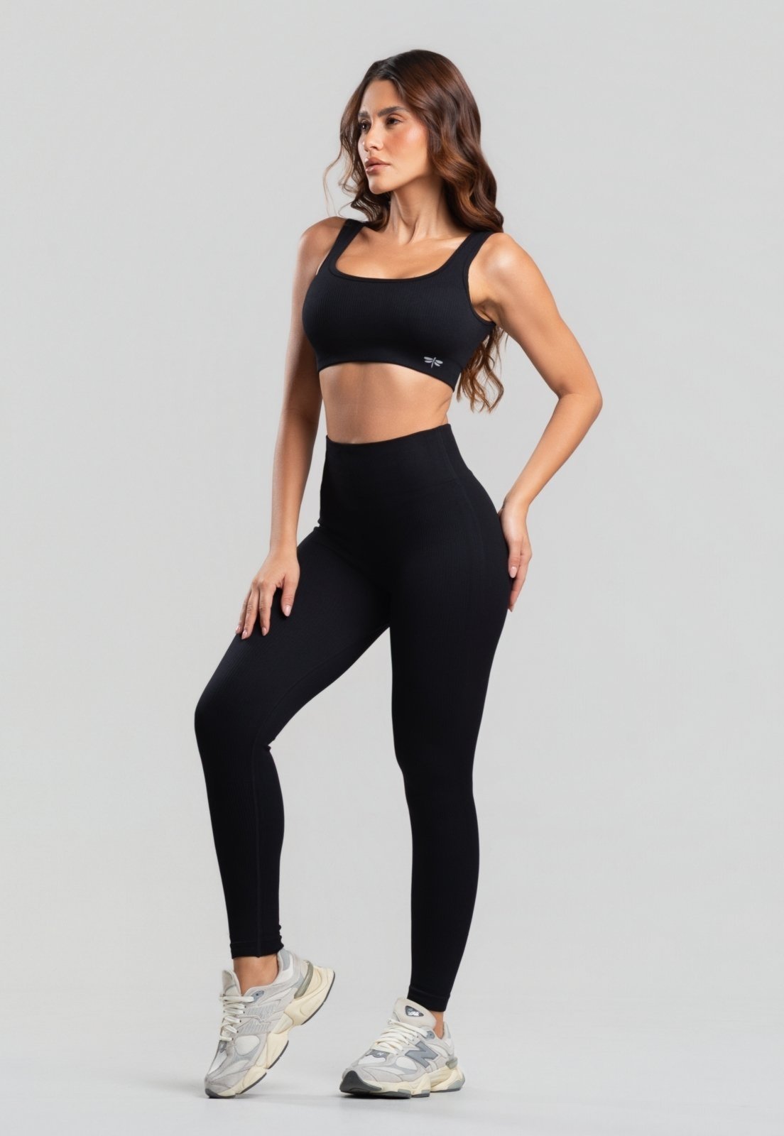 Conjunto Fitness Calça e Top Sem Costura Salvatore Preto