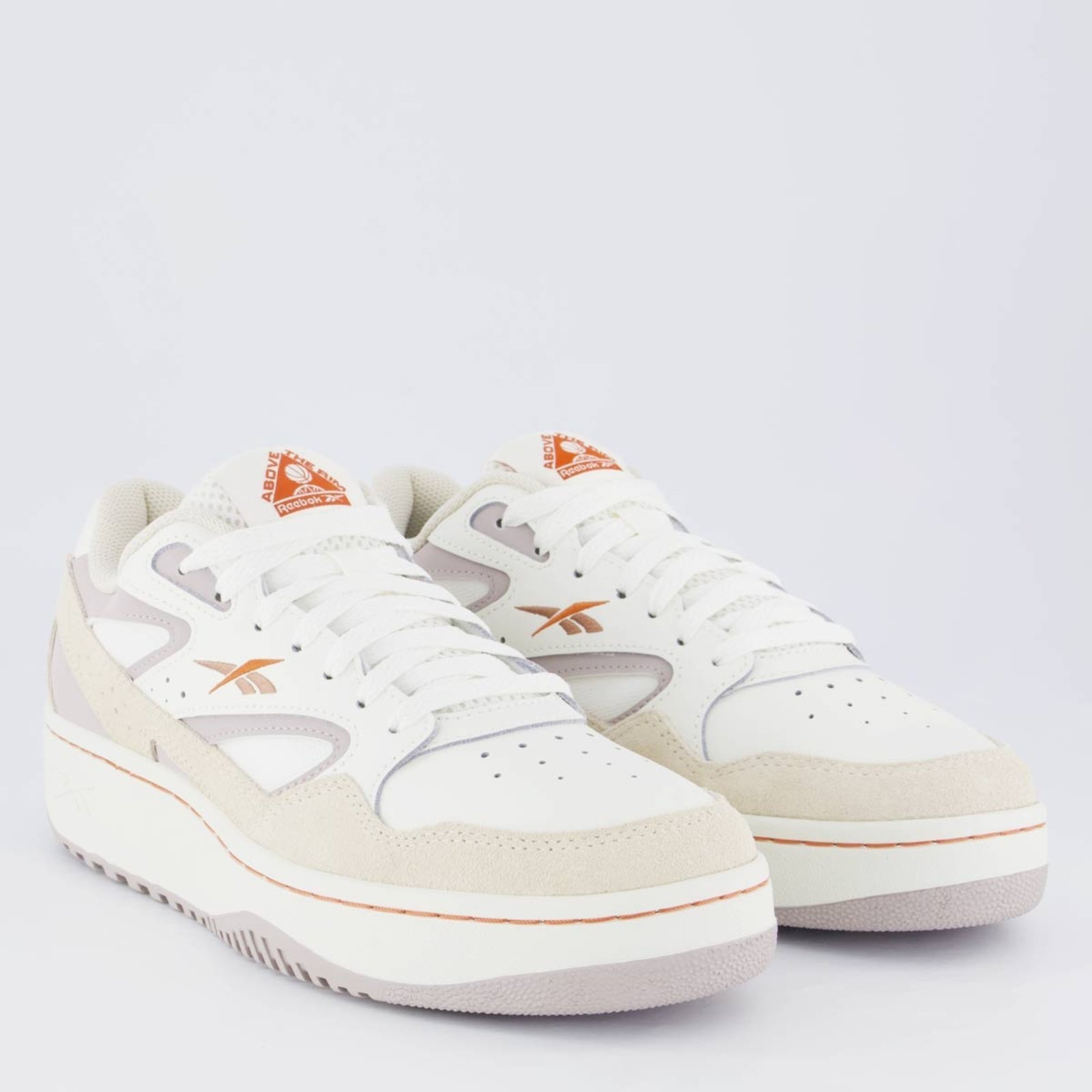 Vista 3 Tênis Reebok ATR Chill 96 e Bege branco Reebok branco