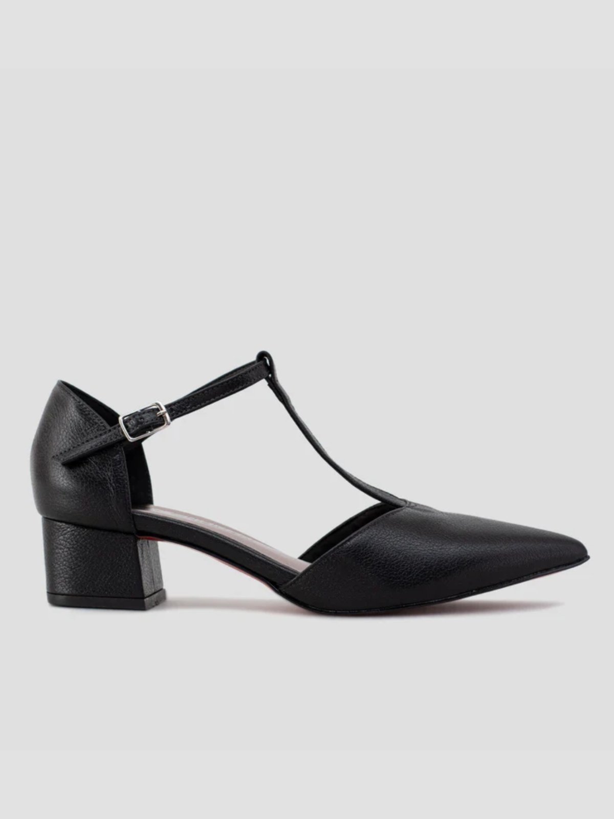 Scarpin CBK Salto Baixo Couro Preto