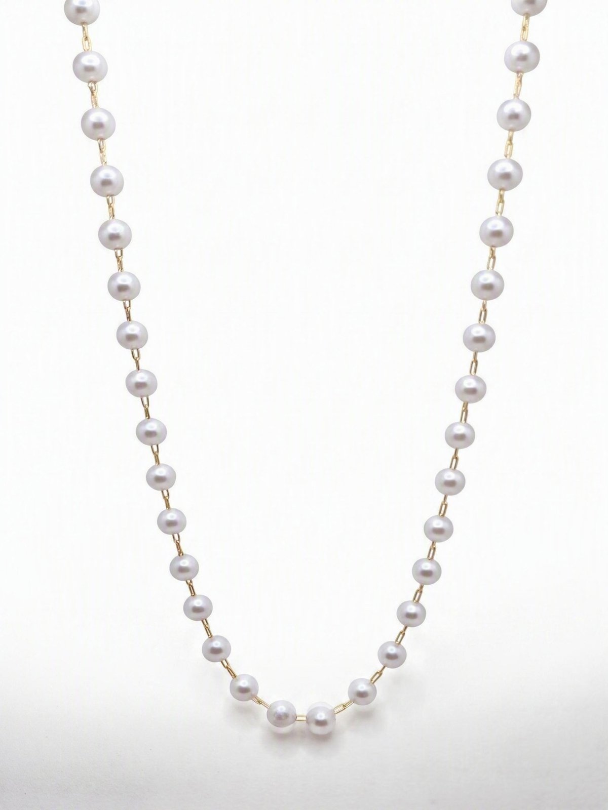 Colar de Pérolas Banhado a Ouro 18k