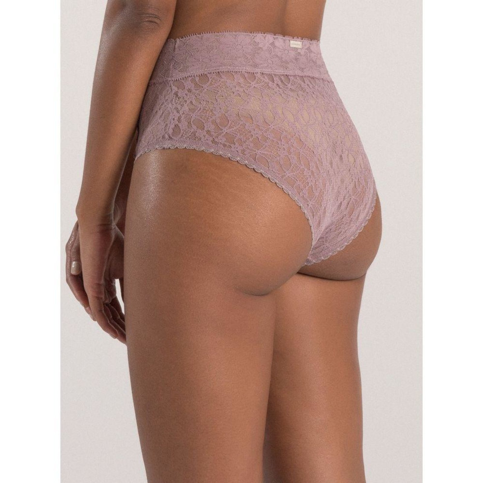 Vista 3 Calcinha Cintura Alta Renda Sweet Lace Quail Loungerie unico Loungerie unico