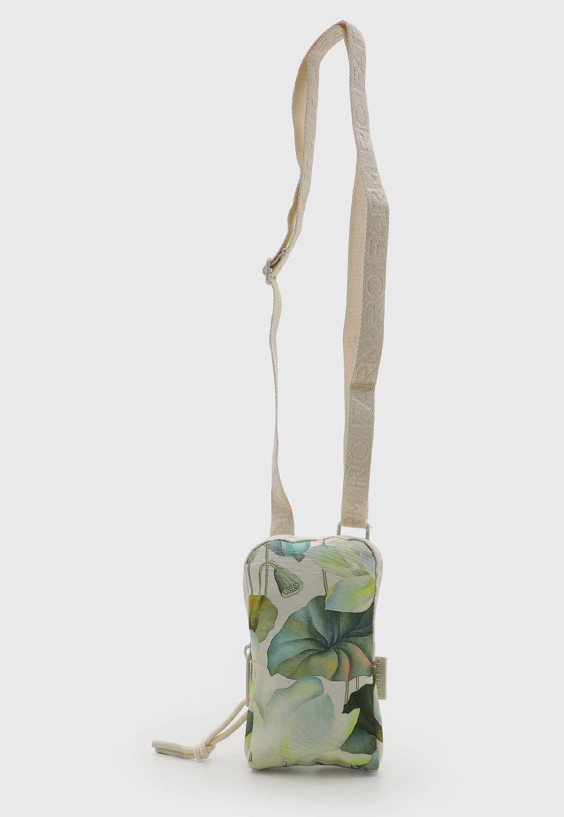 Bolsa FARM Arpoador Flor de Lótus Off-White