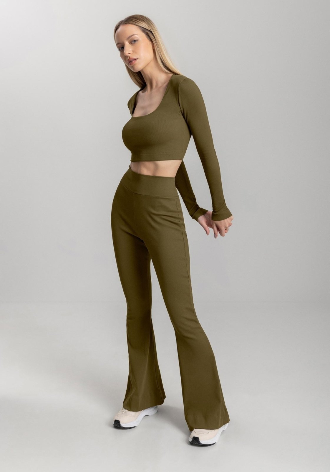 Blusa Lez a Lez Cropped Canelada De Mangas Longas Move