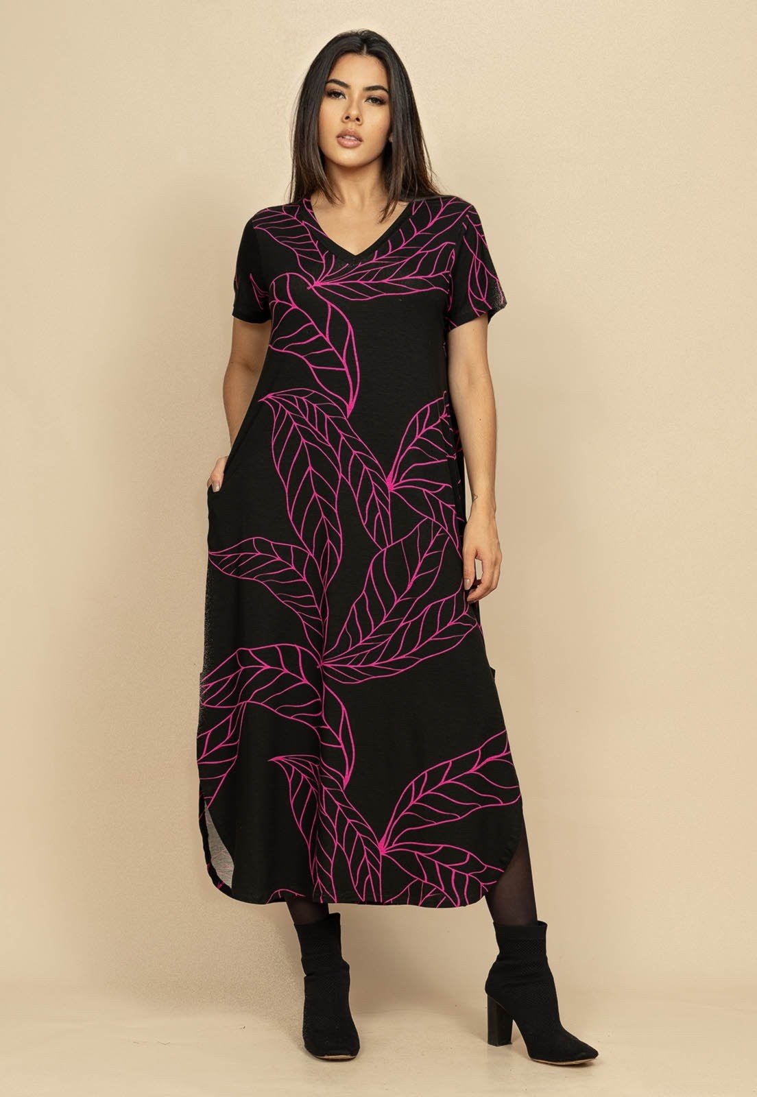 Vestido Midi Abapã Malha com Bolso Estampa Antúrios Lilás