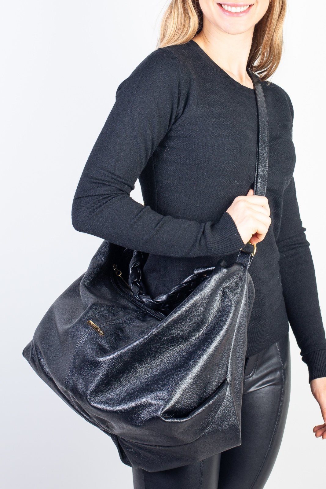 Vista 3 Bolsa saco grande de couro liso Cassia preto preto
