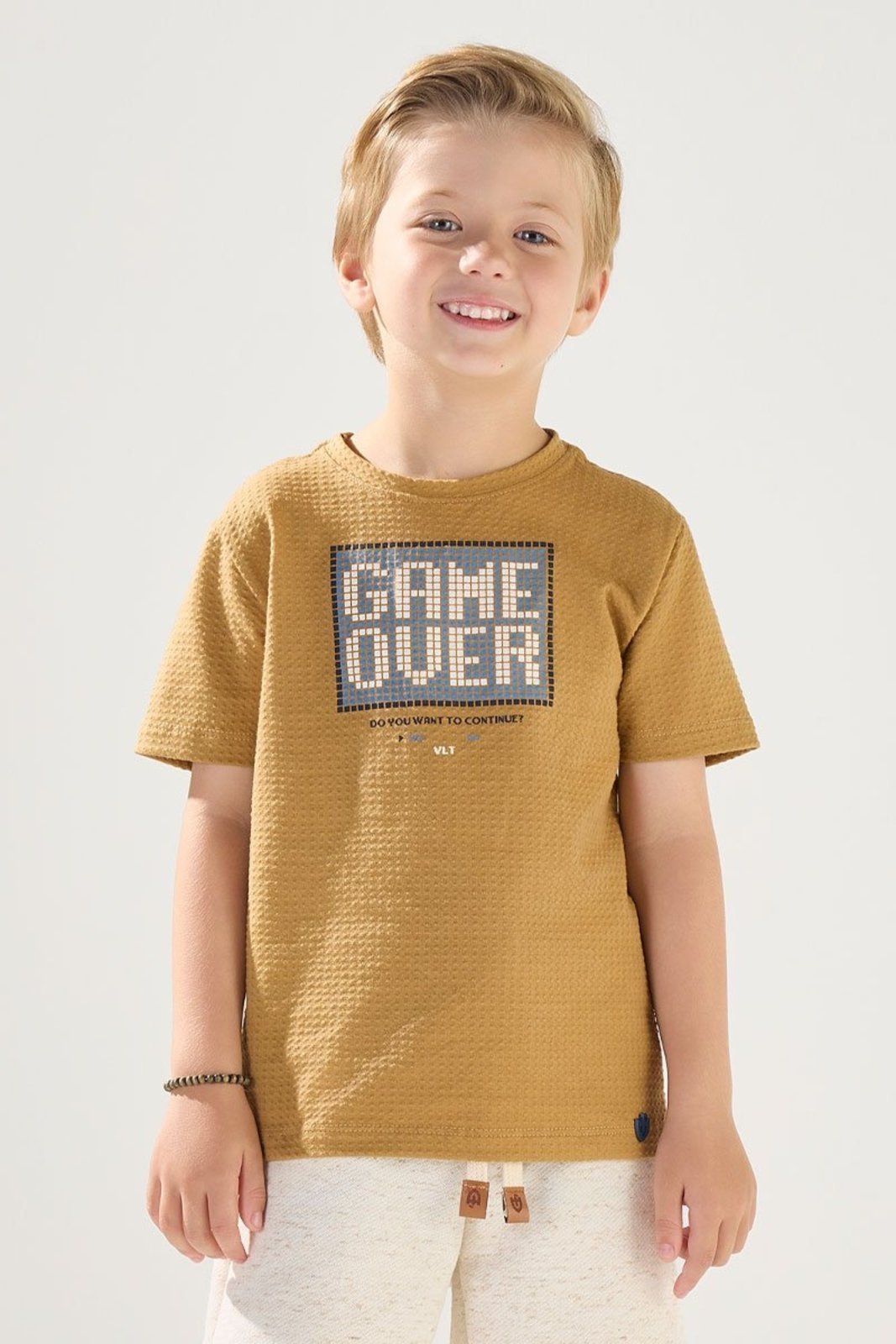 Infantil - Camiseta Texturizada com Estampa em Relevo Mostarda
