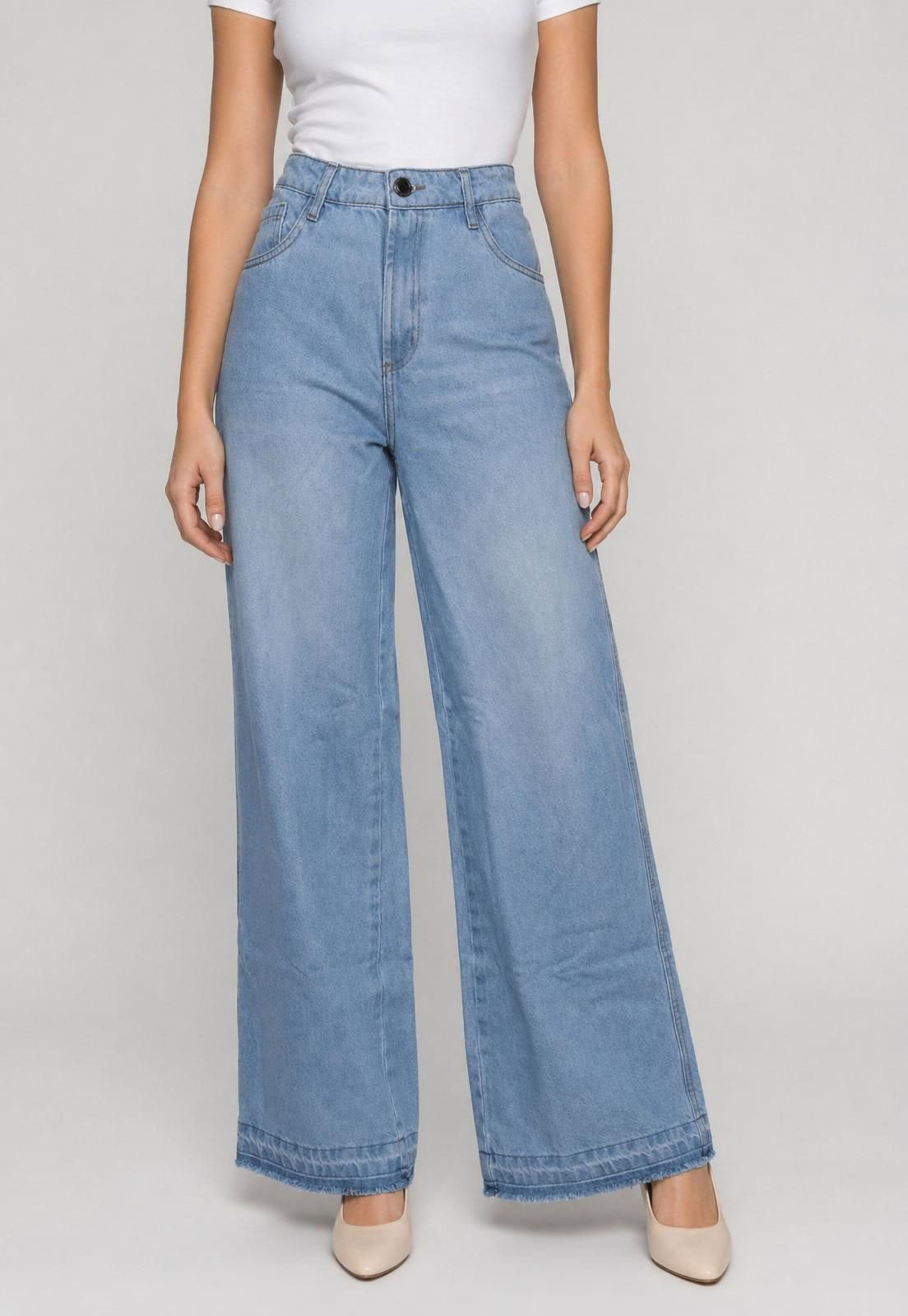 Calça Jeans Feminina Lança Perfume Modelagem Ampla Azul Claro