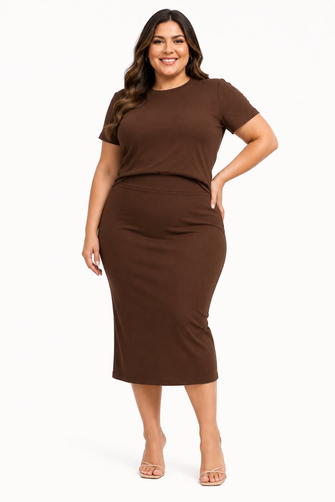 Conjunto Plus Size D Bell Outlet Fashion Blusa e Saia Midi Marrom