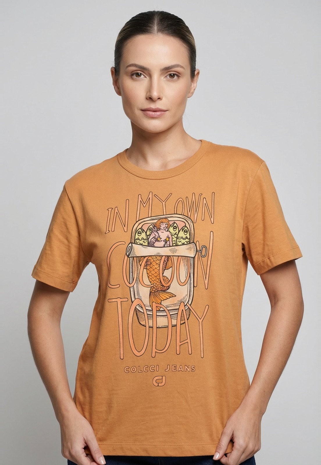 Vista 2 Camiseta Feminina Colcci Jeans Estampada caramelo Colcci Jeans caramelo