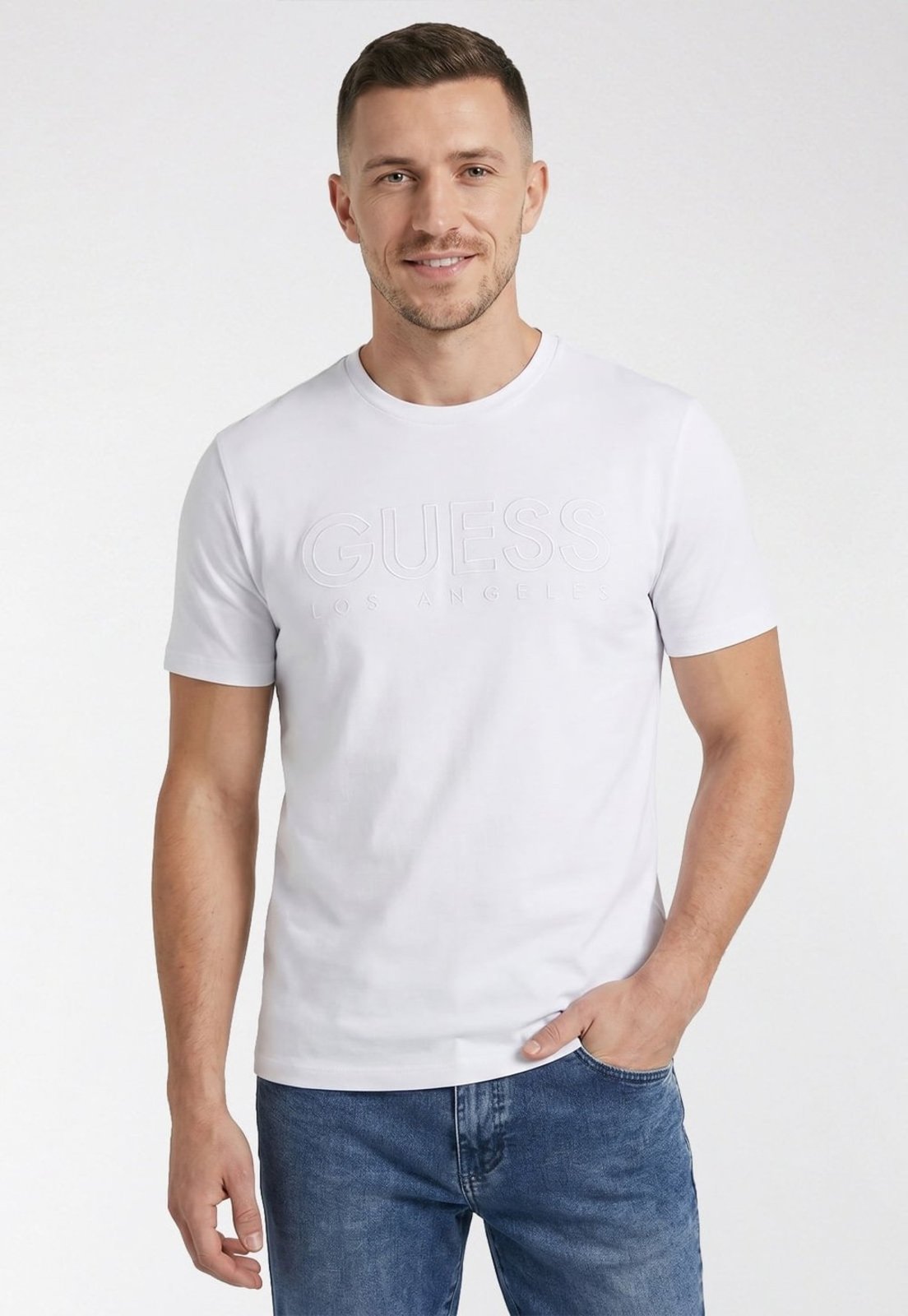 Camiseta Guess Logo Bordado Branco