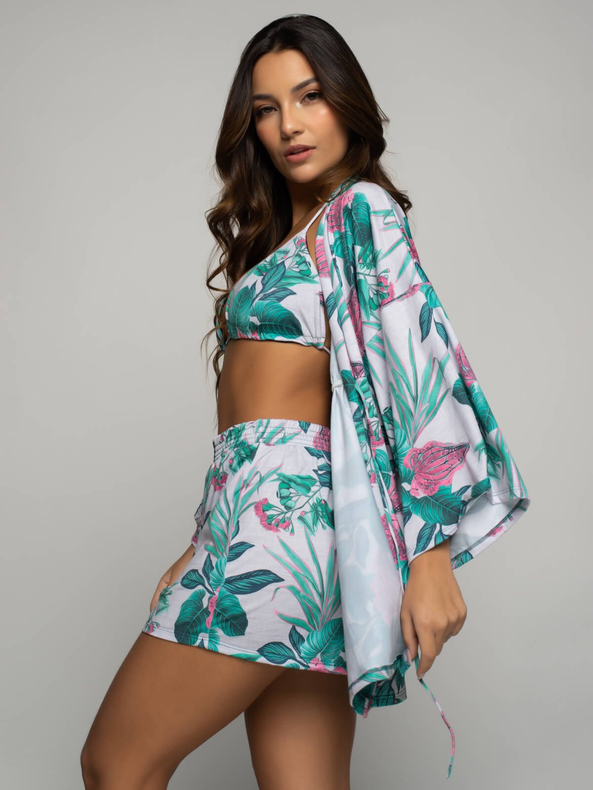 Vista 3 Saida de Praia Kimono Vicbela Curto Estampado Manga Longa Camisão De Amarrar Proteção UV Verde estampado verde Vicbela estampado verde