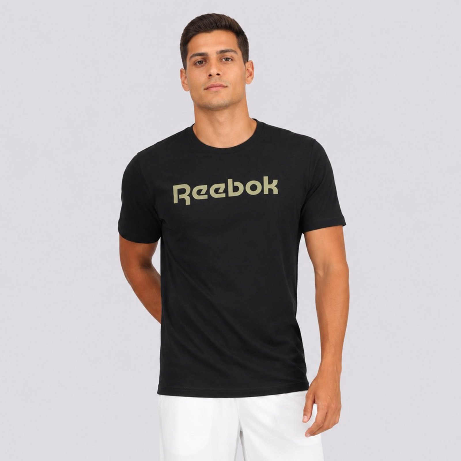 Camiseta Reebok Oportunity Linear Preto e Verde