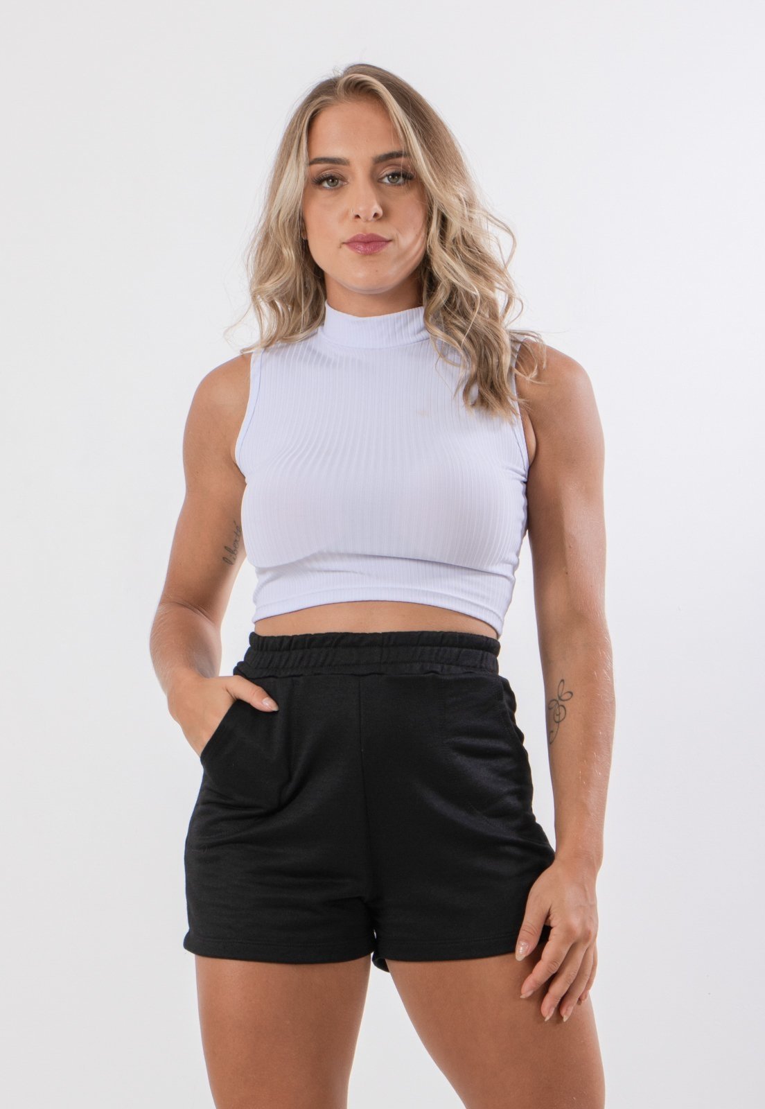 Short Diluxo Moletom Ferminino Preto