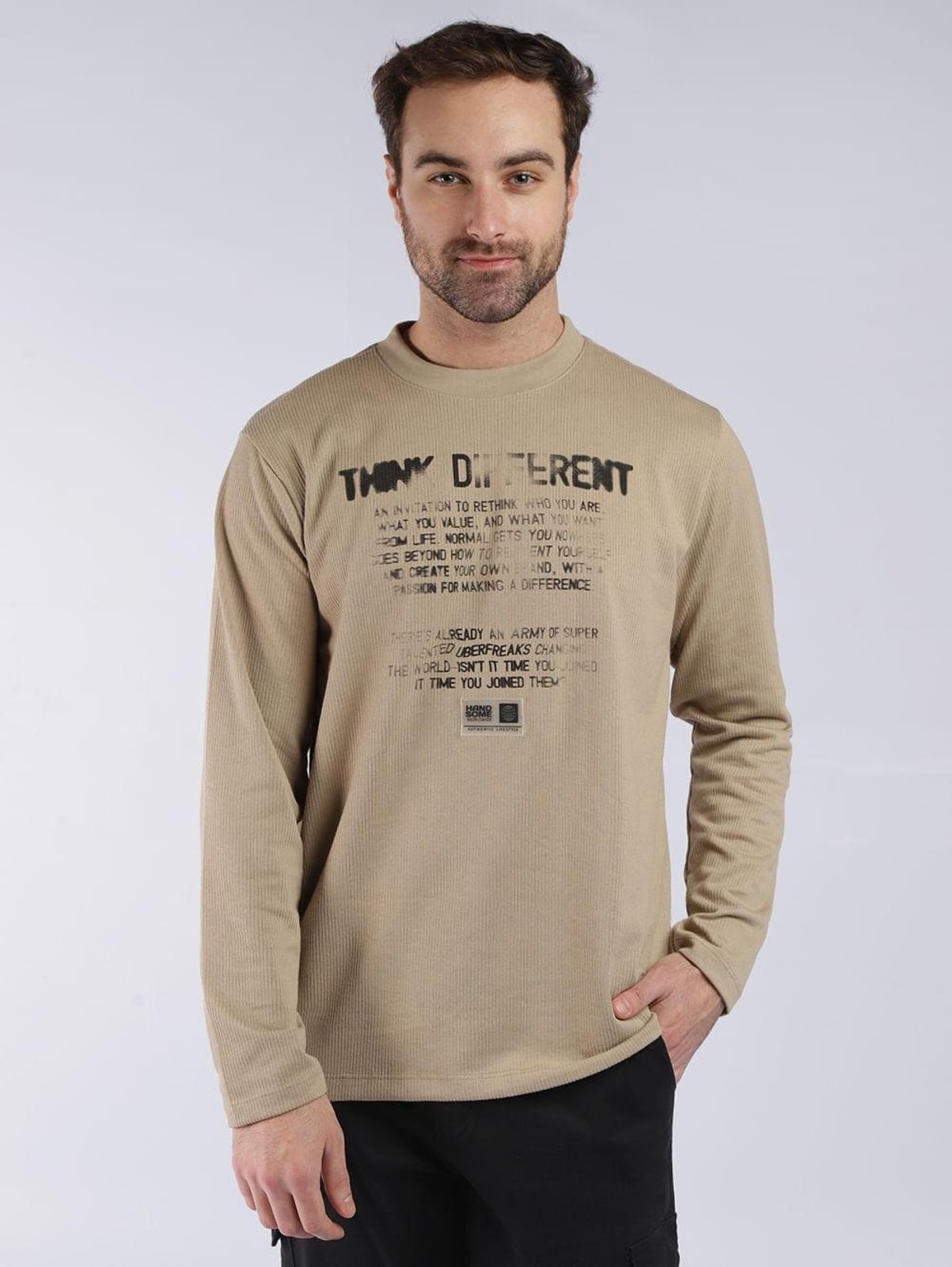 Camiseta Malha Canelada Eletrón Masculina MARROM