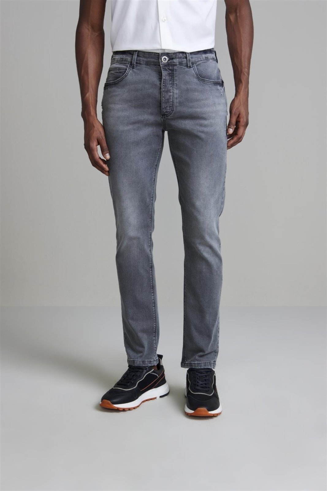 HIGHSTIL Calça Jeans Comfort – Lavagem Black