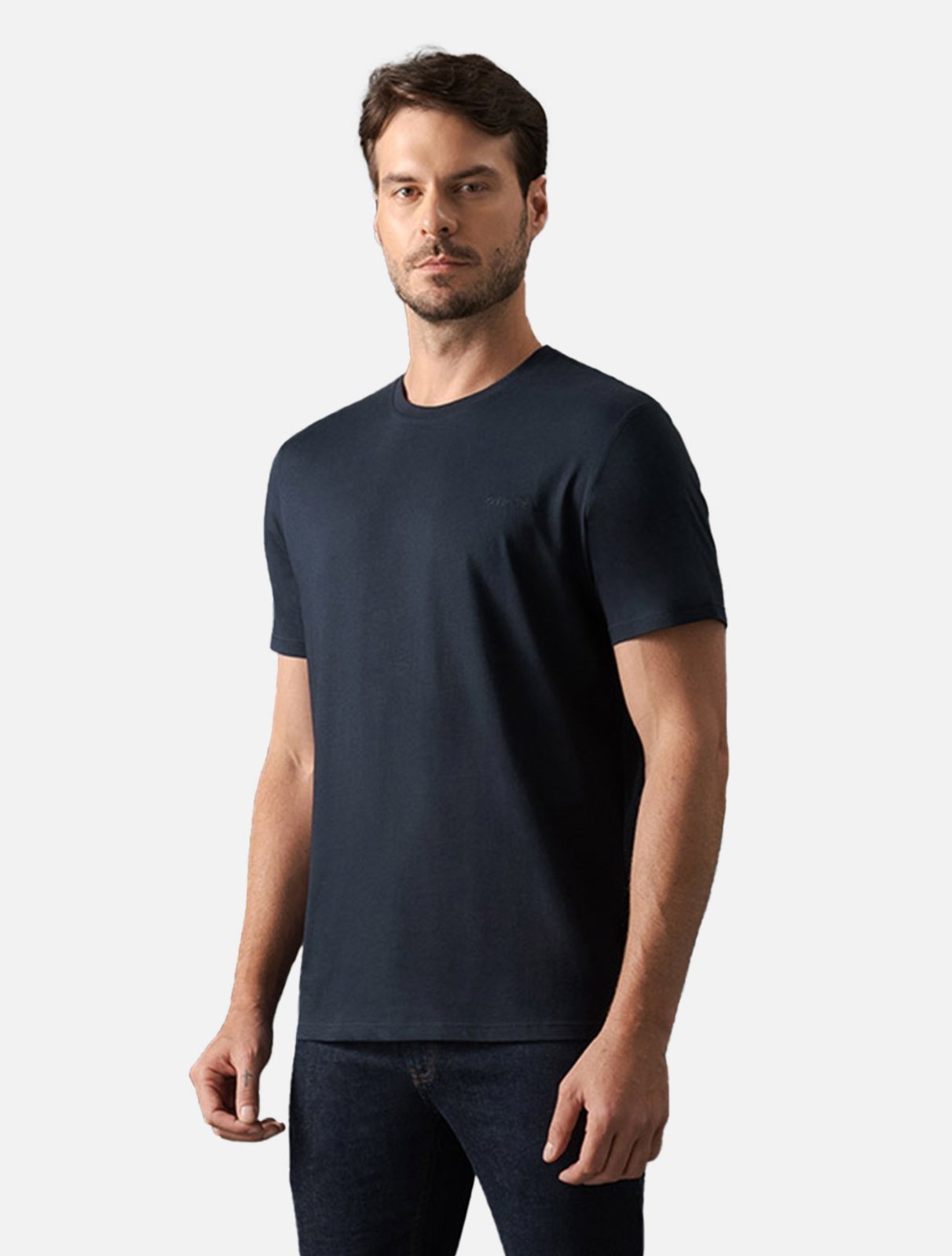 Camiseta Calvin Klein Regular Liquid Touch Azul Marinho