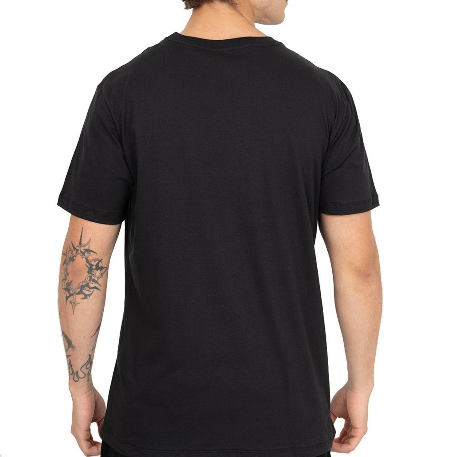 Camiseta Quiksilver Gradient Type Holmes SM26 Preto