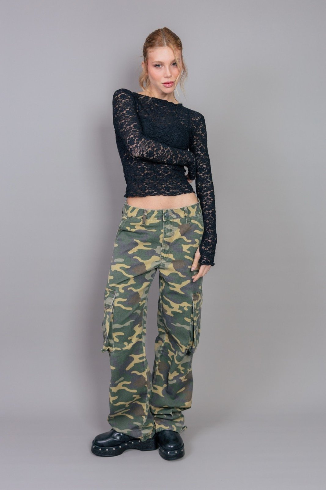 Calça Cargo Militar Com Bolsos Camuflada marinaegabriella