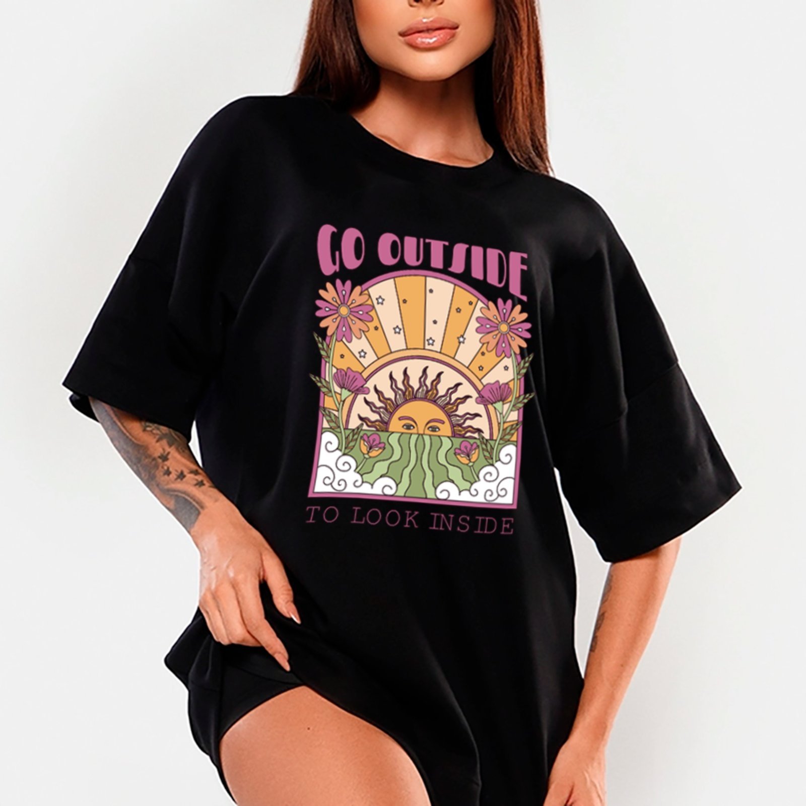 Camiseta Ousy Go Outside Oversized Feminina Preto