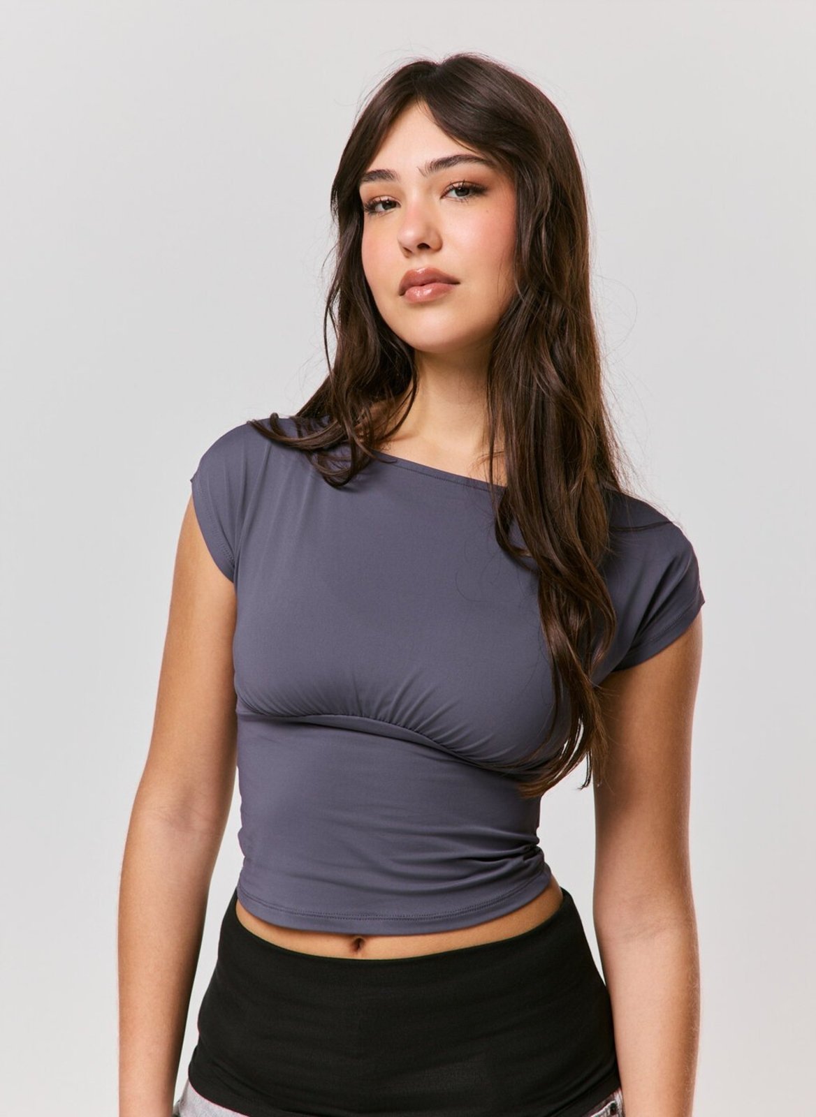 Blusa Cinza Drapeado Frontal