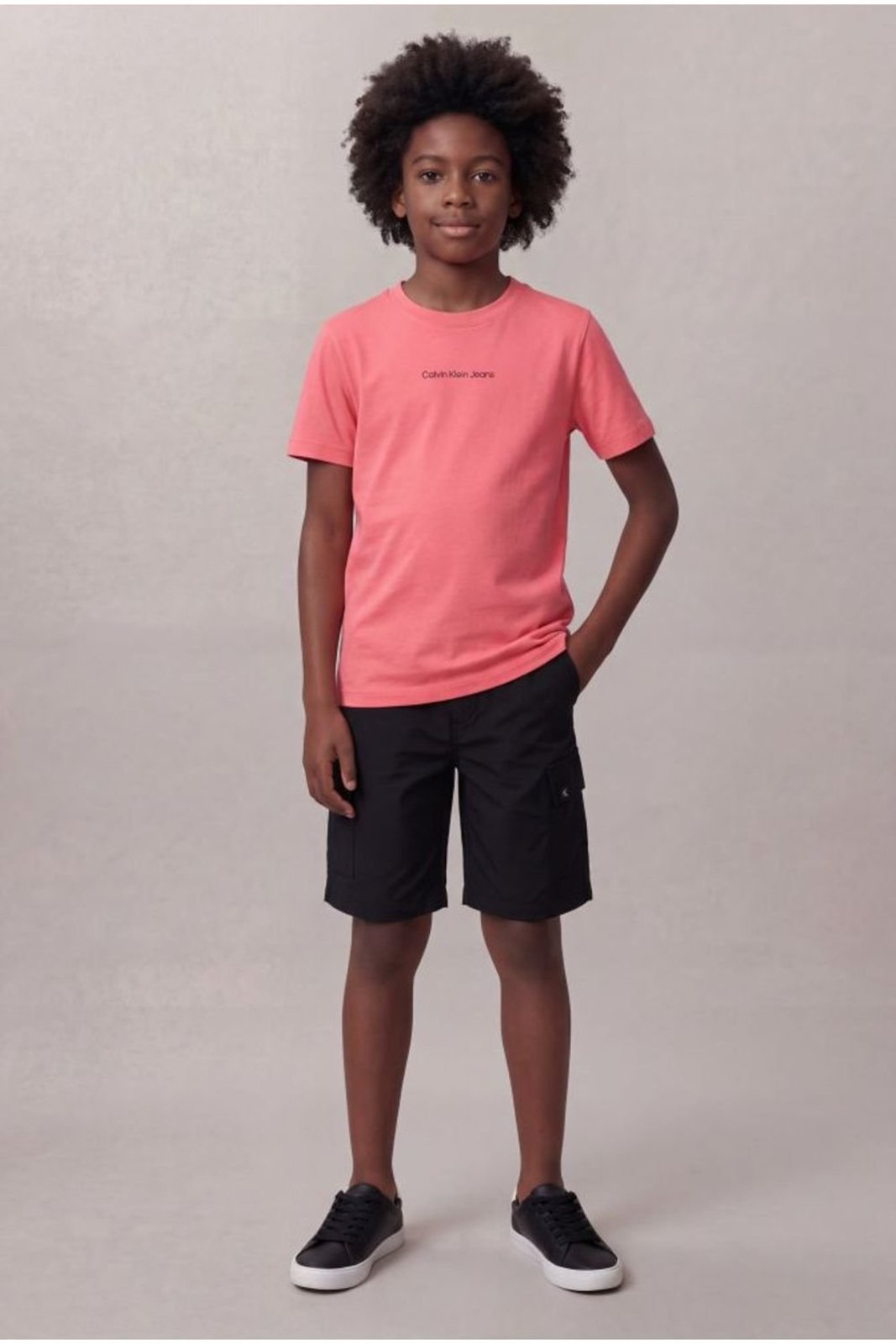 Camiseta Manga Curta Calvin Klein Jeans Boy Logo Centralizado - Papaia