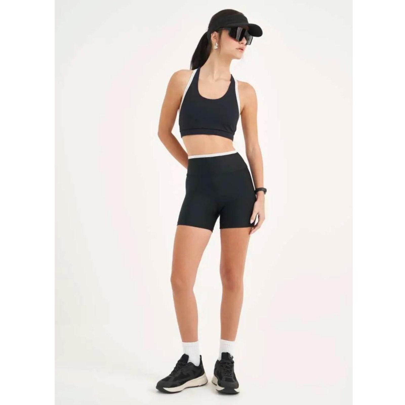 Bermuda Colcci Sport Feminina Preto