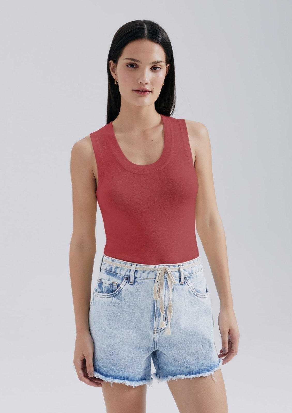 Regata Feminina Slim Decote U Em Tricô De Viscose Hering