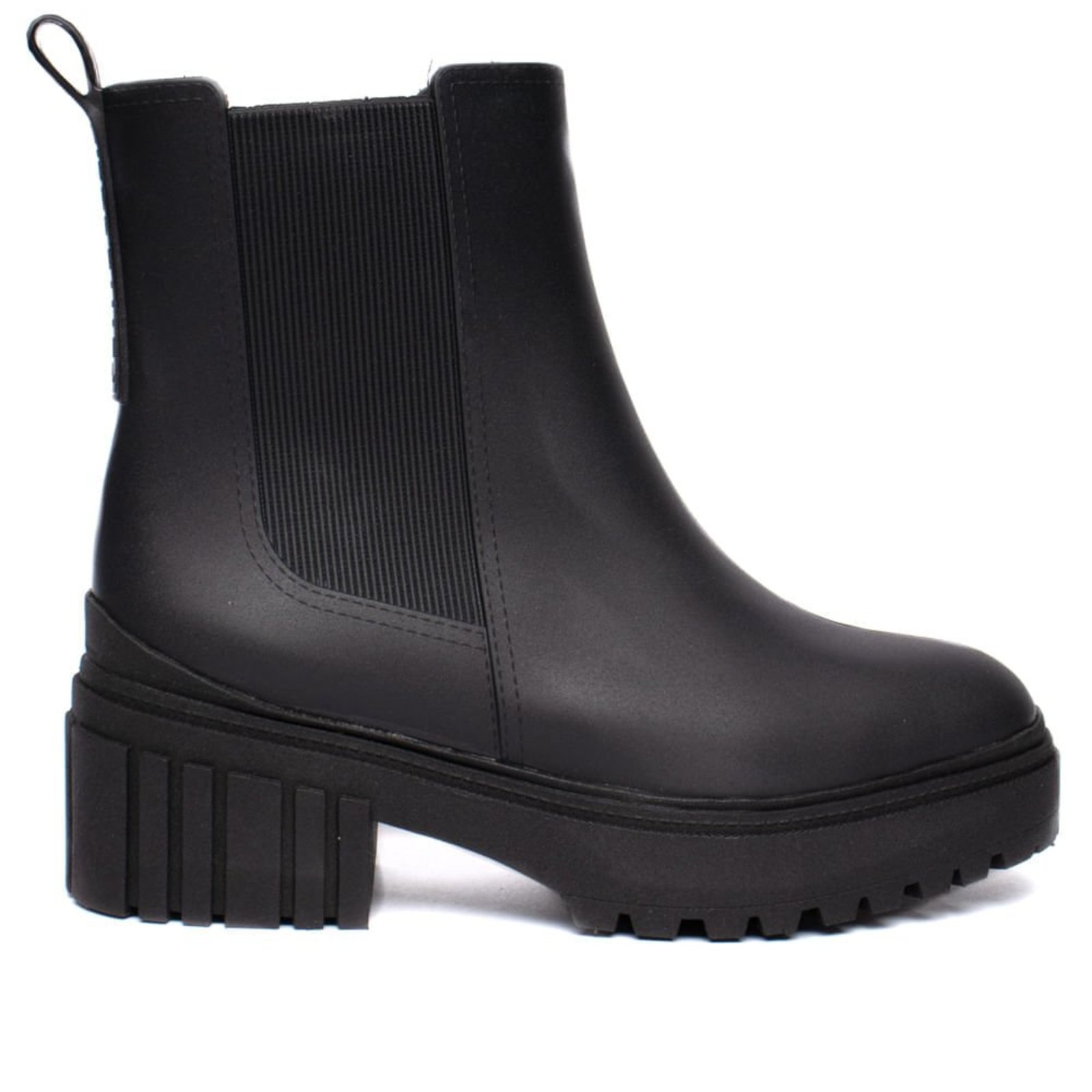 Bota Feminina Petite Jolie Chelsea Preto