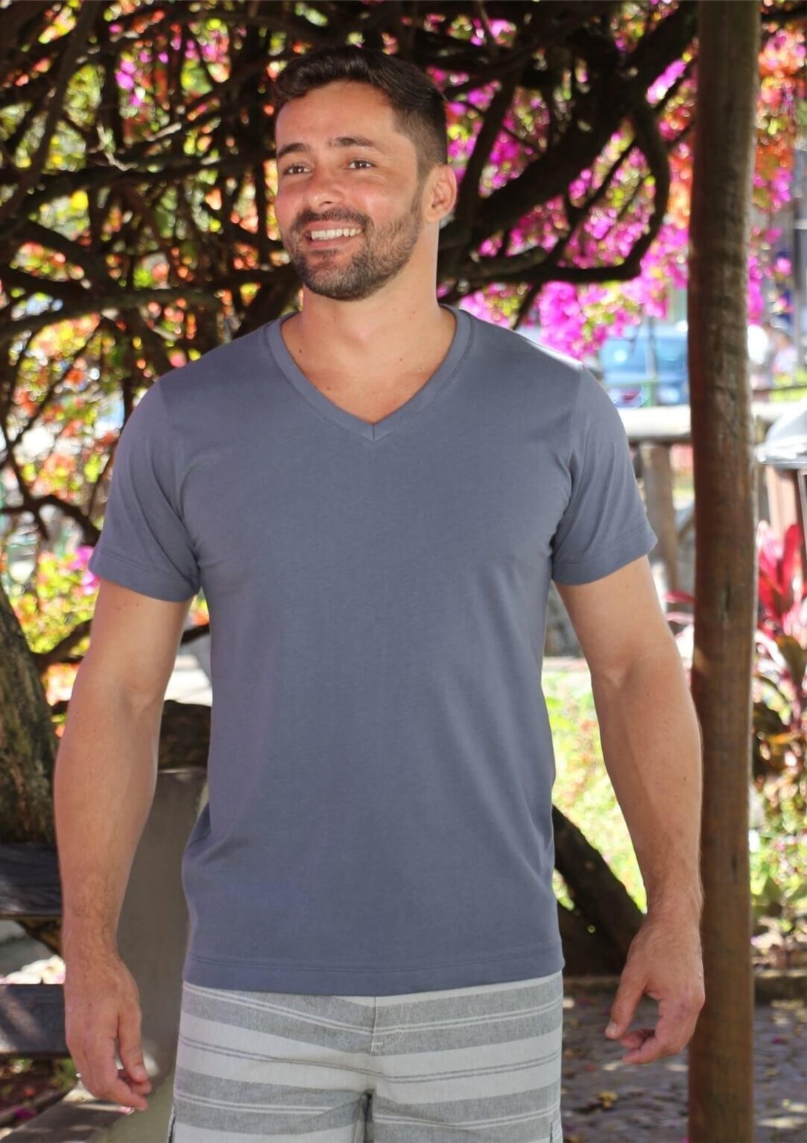 Camiseta Masculina Básica | Pau a Pique Cinza