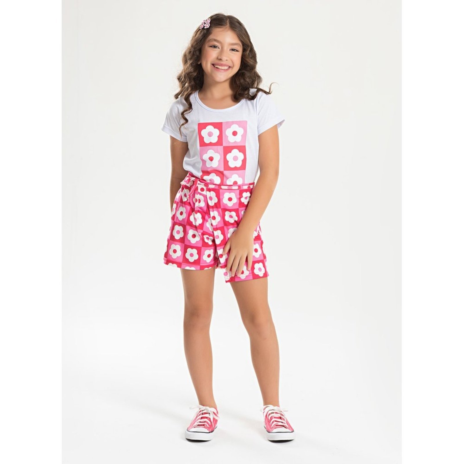 Infantil – Conjunto Verão Menina Branco Blusa e Shorts Saia Flores Pop