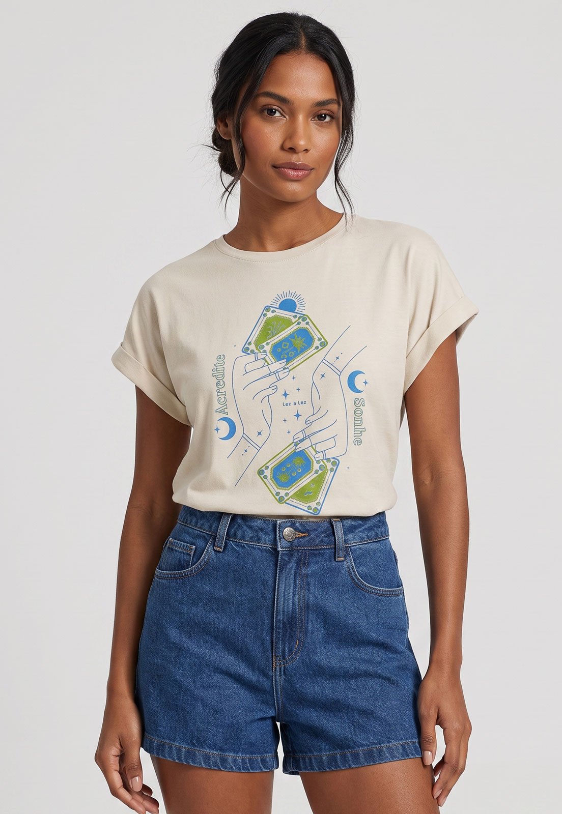 Camiseta Feminina Lez a Lez Estampa Frontal Bege