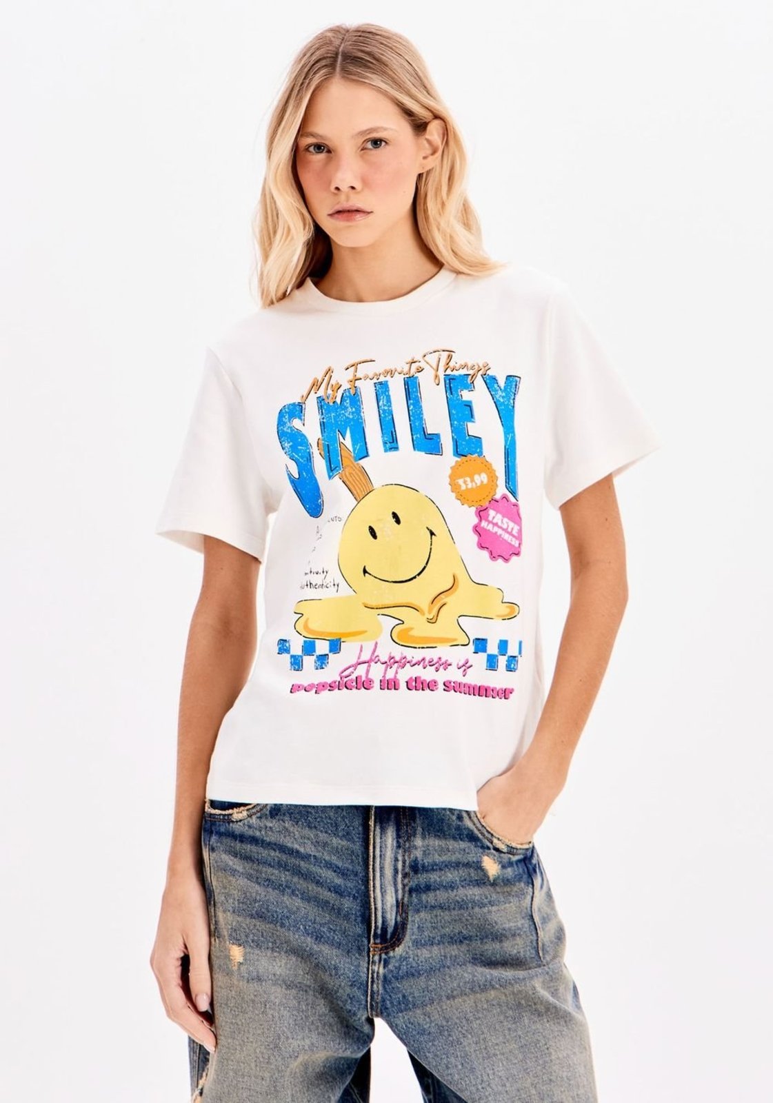 T-Shirt Regular Manga Curta Estampa Smiley My Favorite Things