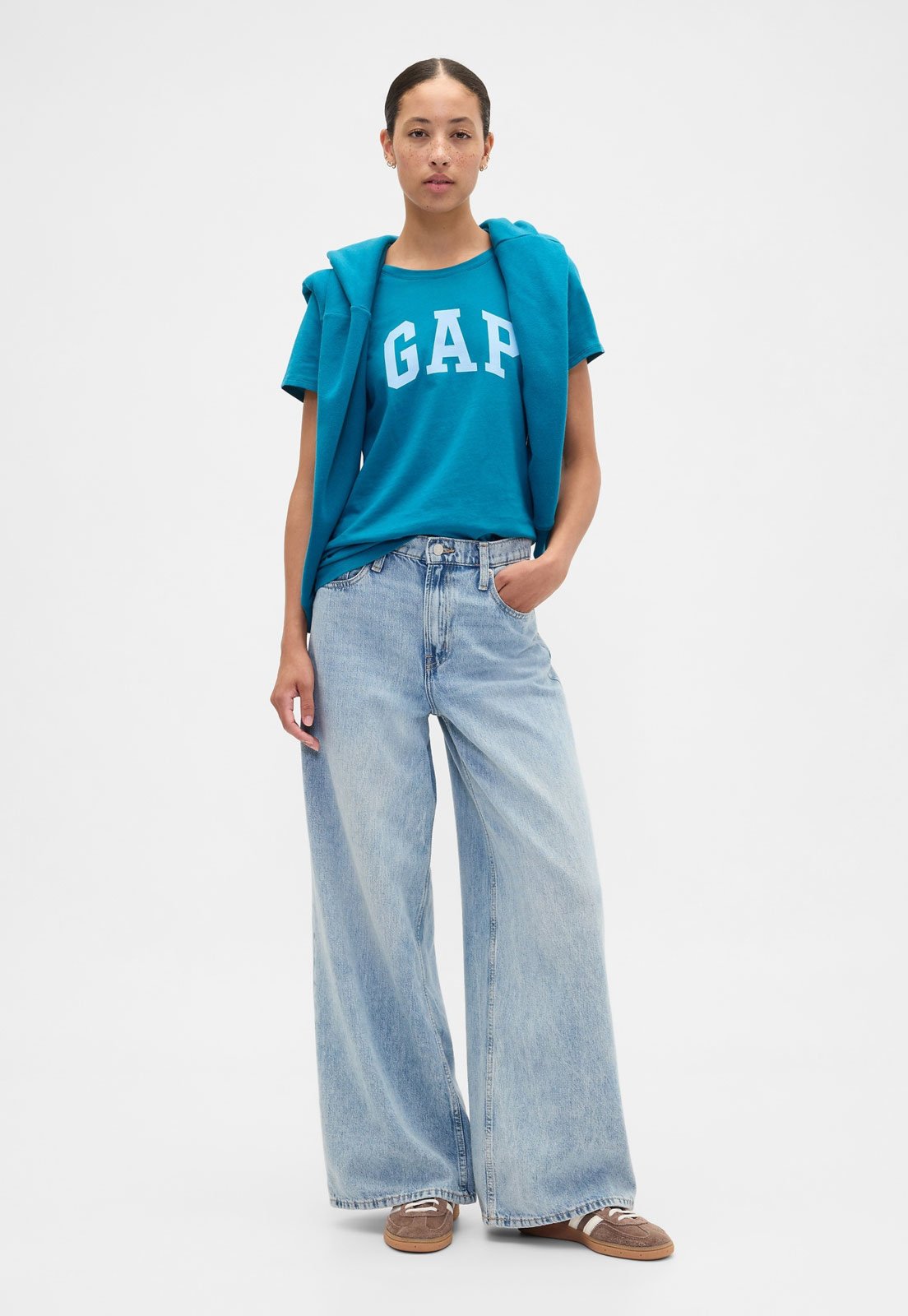 Vista 3 Camiseta Feminina GAP Estampa Logo azul GAP azul