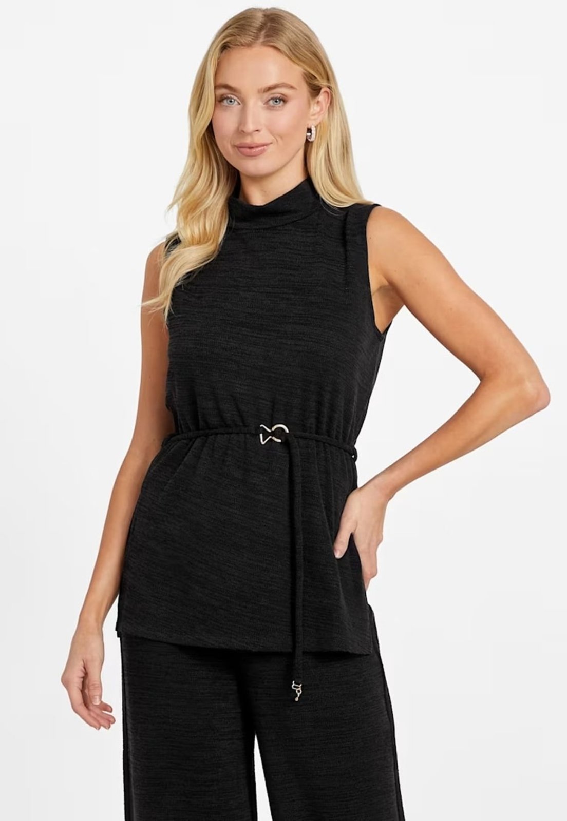 Blusa Guess Gola Alta Com Cinto Preto