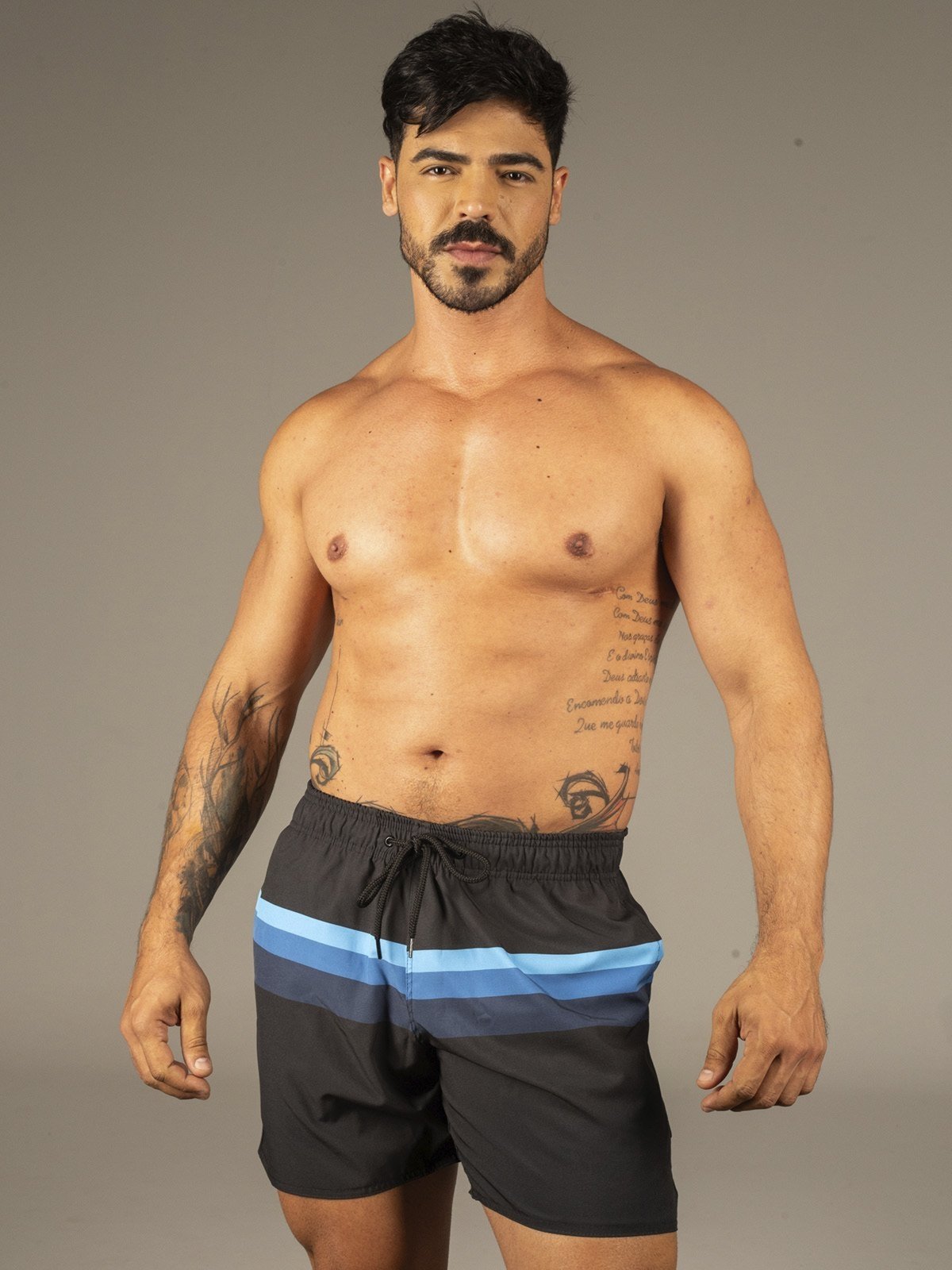 Bermuda Tactel Masculina de Academia 155