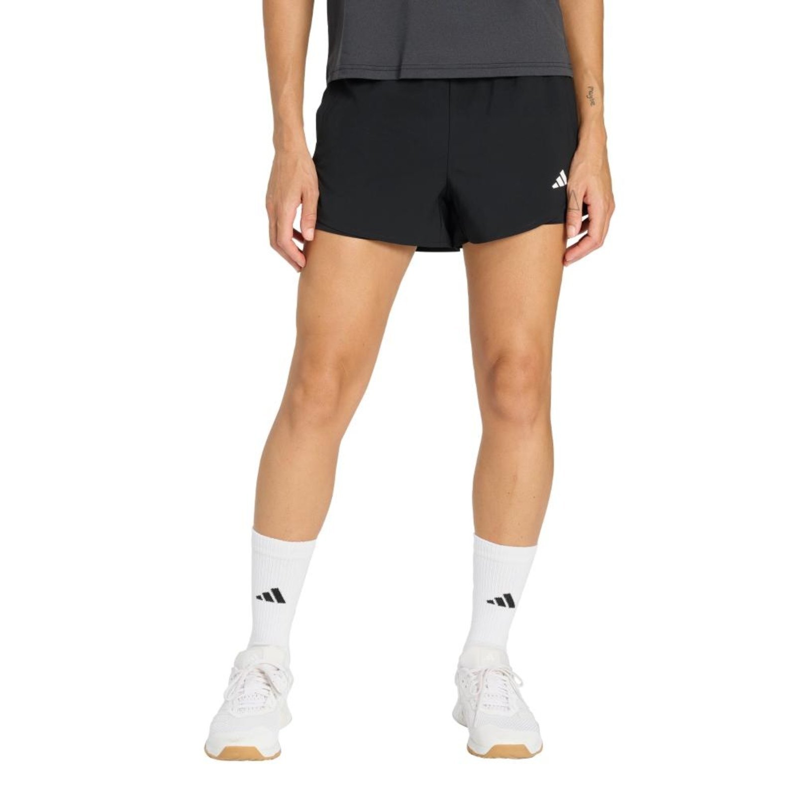 Shorts 2 em 1 Workout Essentials adidas Performance Preto