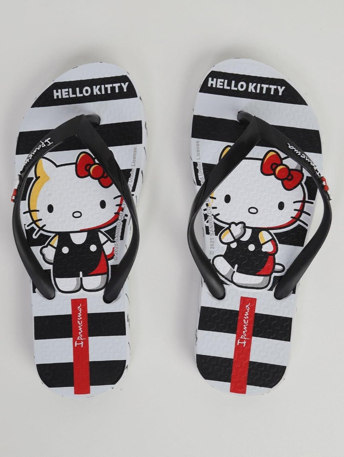 Chinelo Hello Kitty Ipanema Para Menina - PRETO/BRANCO