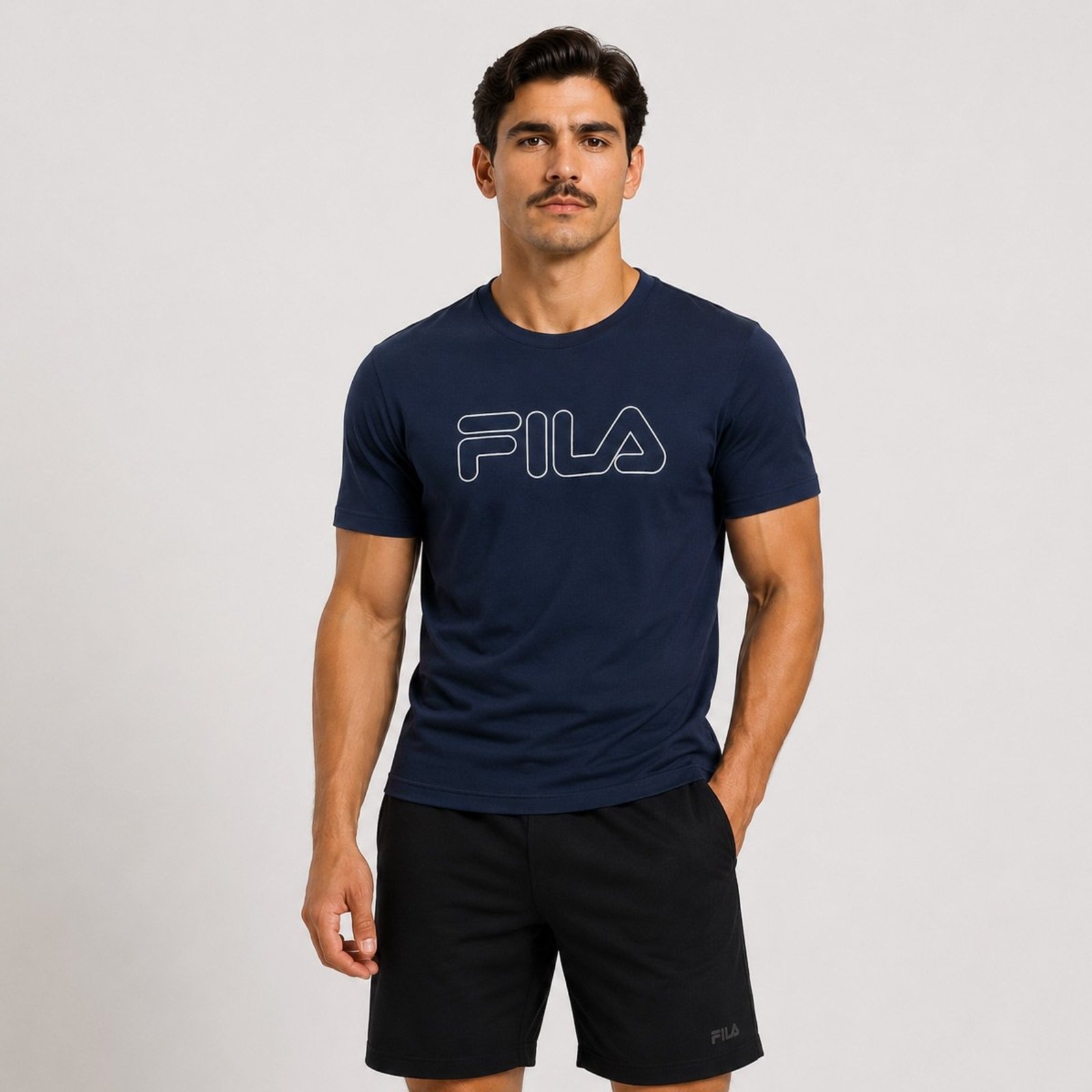 Camiseta Fila Regular Letter Outline Marinho e Branca