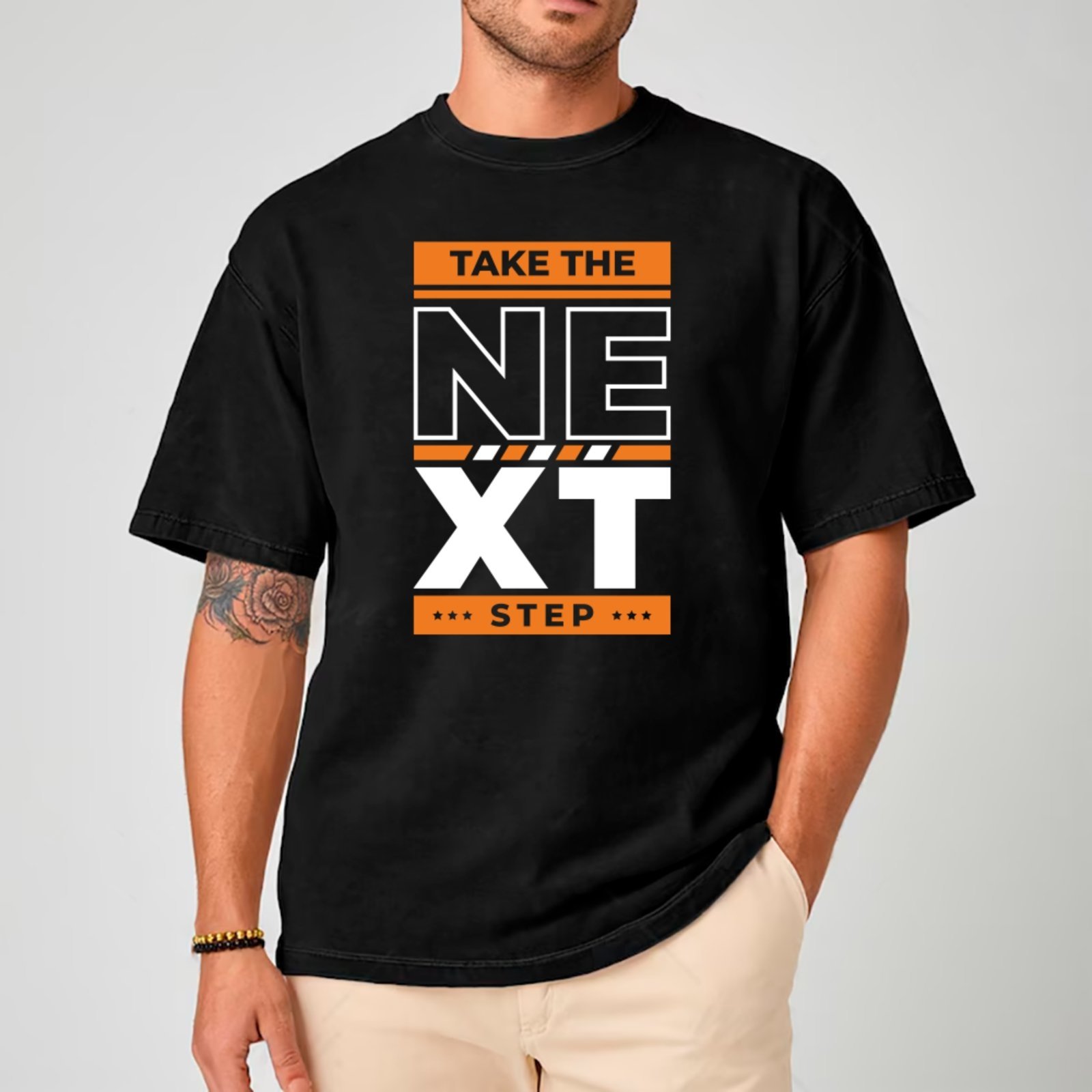 Camiseta Ousy Take the Next Step Oversized Unissex Preto